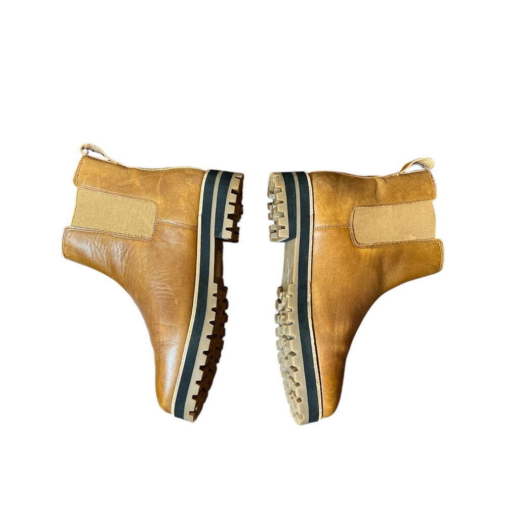 Madewell Ivy Lug Sole Leather Chelsea Boots - Picture 8 of 9